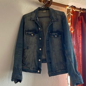 H&M denim jacket MOVING SALE MAKE AN OFFER!!